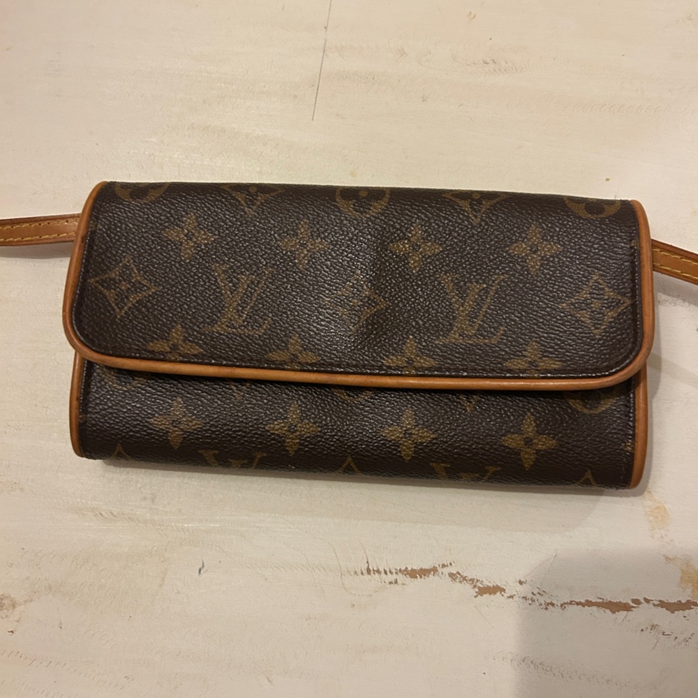 Vintage Y2K Louis Vuitton Pochette Twin PM Monogram Brown Crossbody Bag EUC